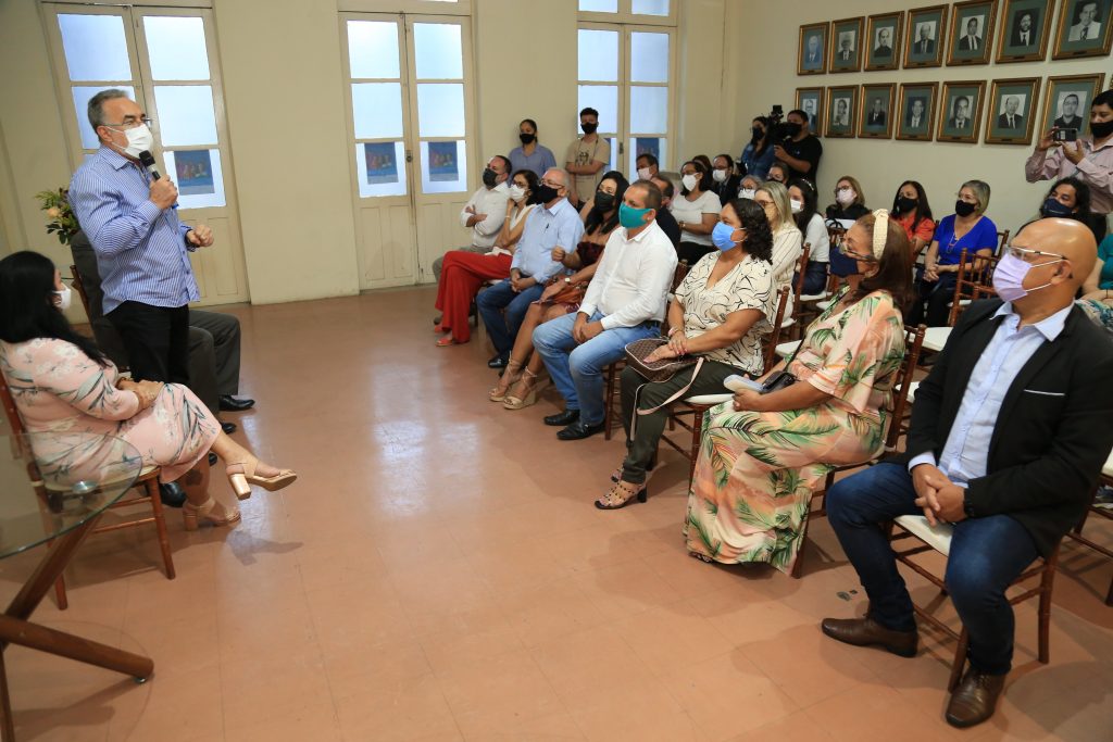 Prefeito de Belém, Edmílson Rodrigues, presidiu cerimônia de posse dos membros do Conselho Previdenciário