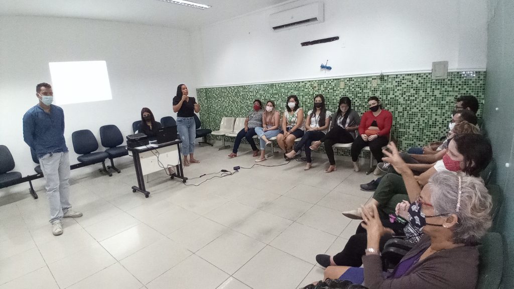 Roda de Conversa reúne servidores para dialogar sobre saúde mental.