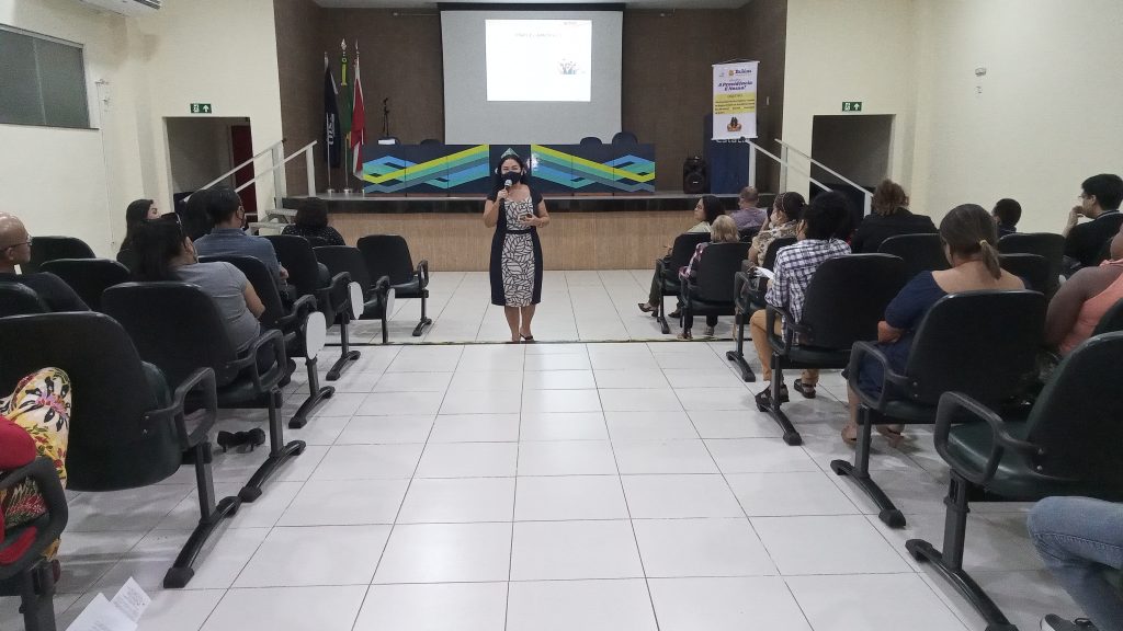 Servidores públicos participaram do encontro sobre previdência.