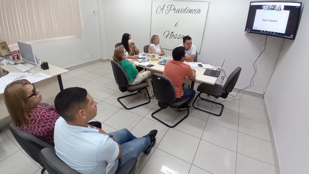 Reunião por videoconferência