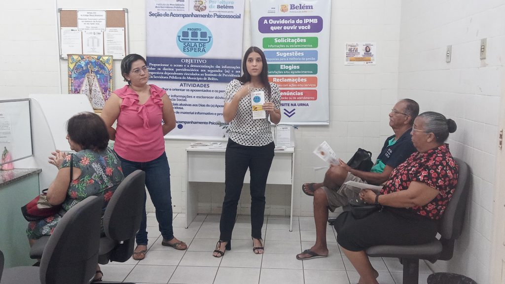 Assistente social Débora Ribeiro e psicóloga Erika Aviz orientam sobre o tema.