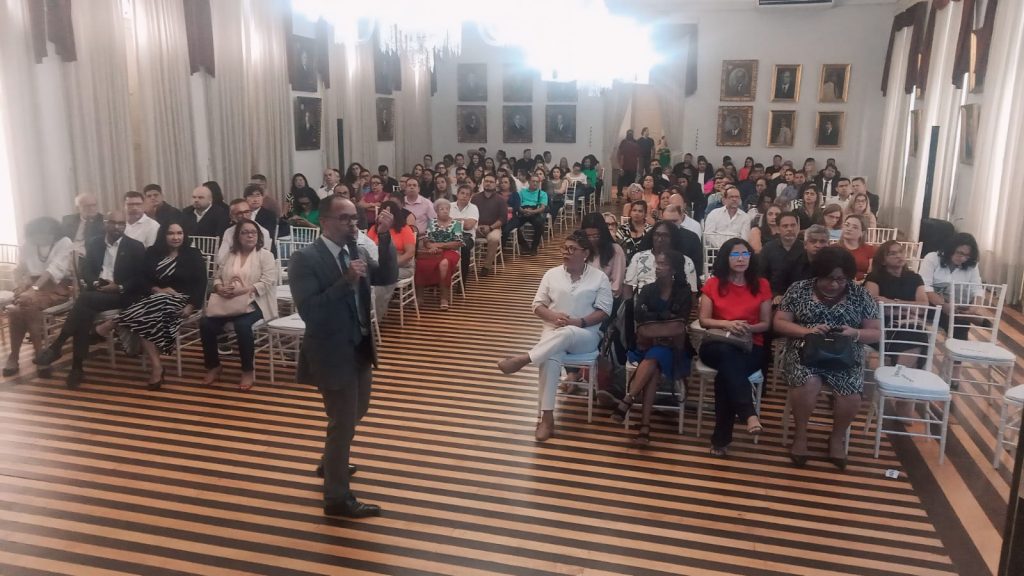 Palestra de Allex Rodrigues, representante do Ministério da Previdência Social.