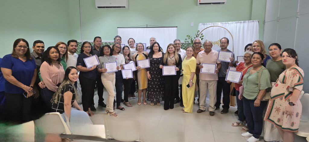 Novos aposentados são homenageados